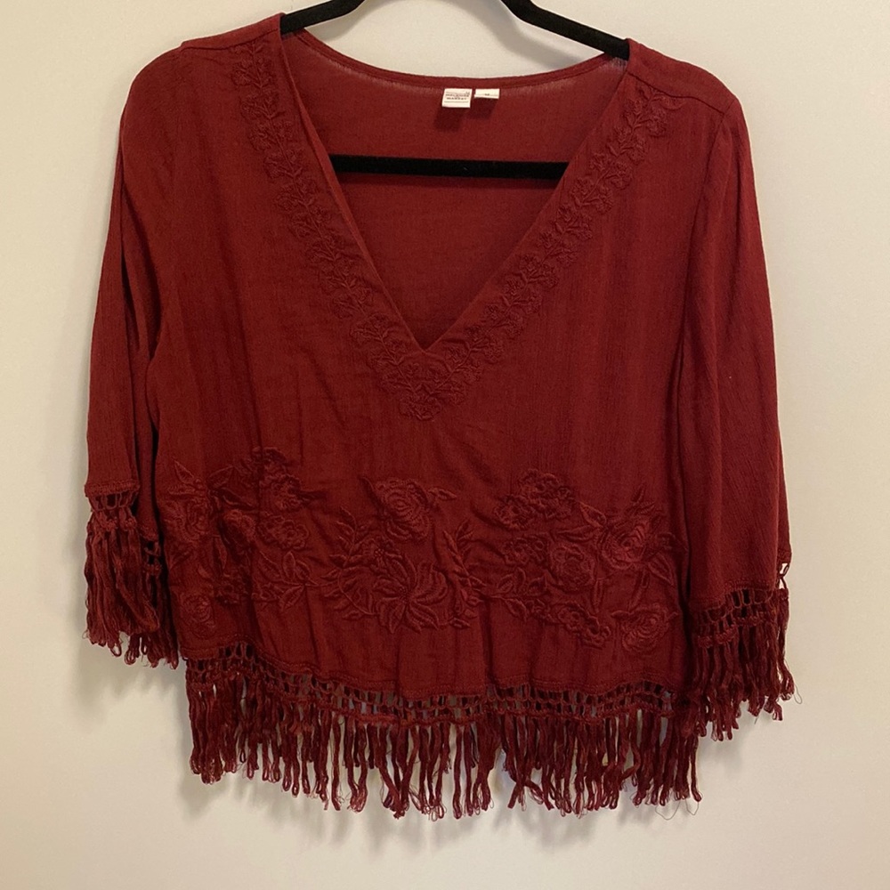 Melrose & Market Embroidered Top